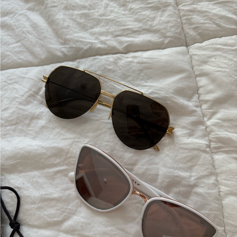 Gold and Black Aviator Sunglasses